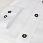 Hemd weiß mit dunkelbraunen Knöpfen – Vorschau 3