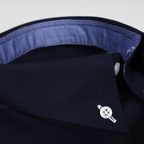 Sportliches Buttondownhemd in Dunkelblau mit weißem Knopfgarn – Vorschau 4