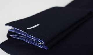 Gefaltete französische Manschette