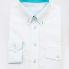 Weißes Hemd mit türkis als Kontrastfarbe – Vorschau 1