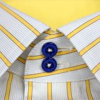 Farbenfrohes Hemd mit dunkelblauen Knöpfen – Vorschau 6